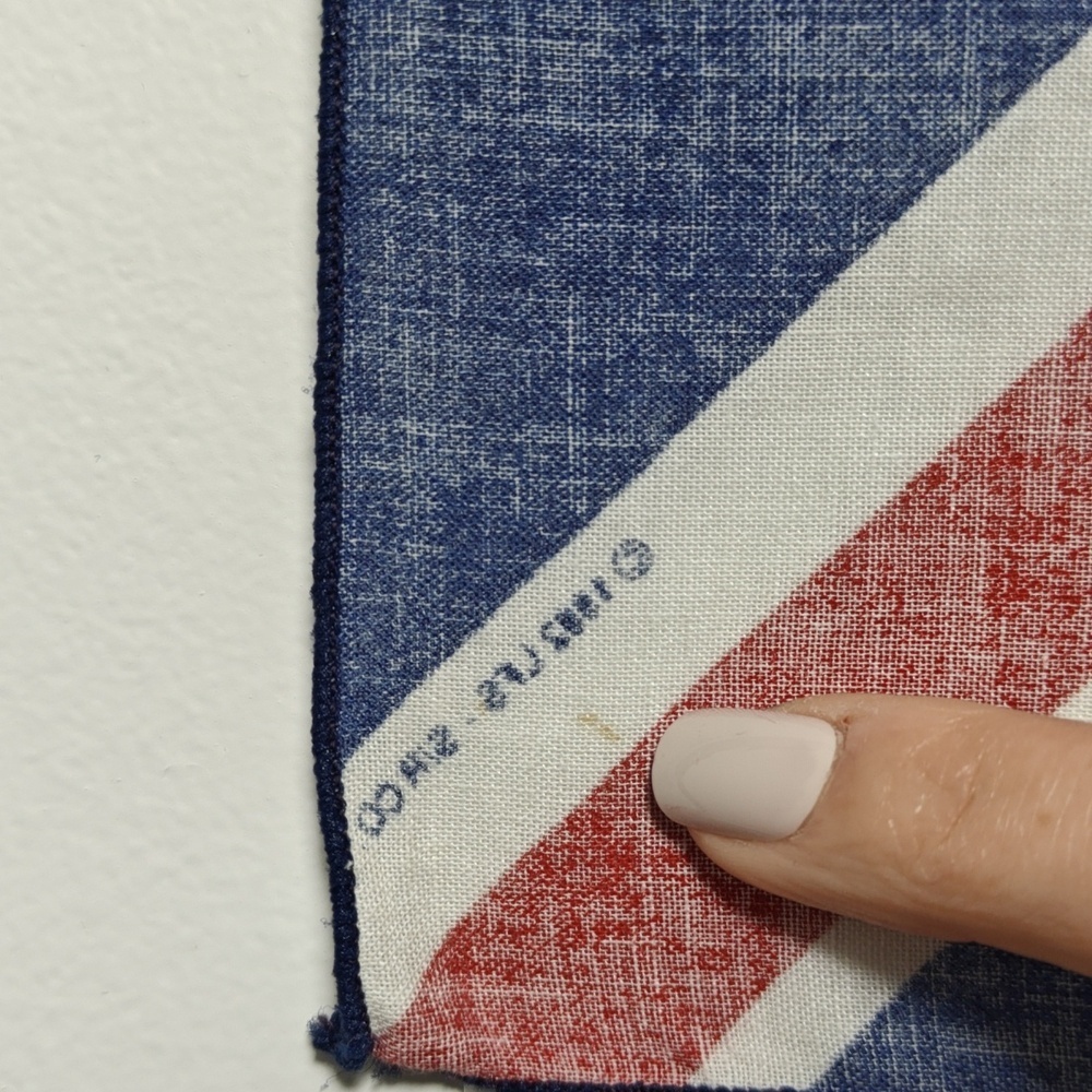 THE WHO Band Tour 1982 VINTAGE ‘82 Souvenir British Union Jack Logo Bandana - Picture 15 of 15